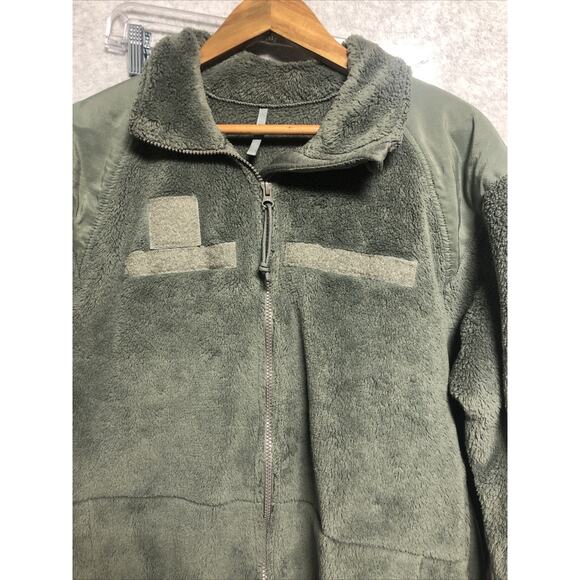 GEN III ECWCS Fleece Jacket Mens Large Regular Green US Army Issue Cold Weather - Picture 2 of 8